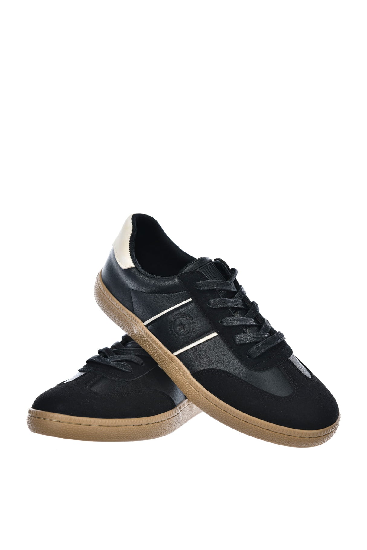 Sneakers | Black