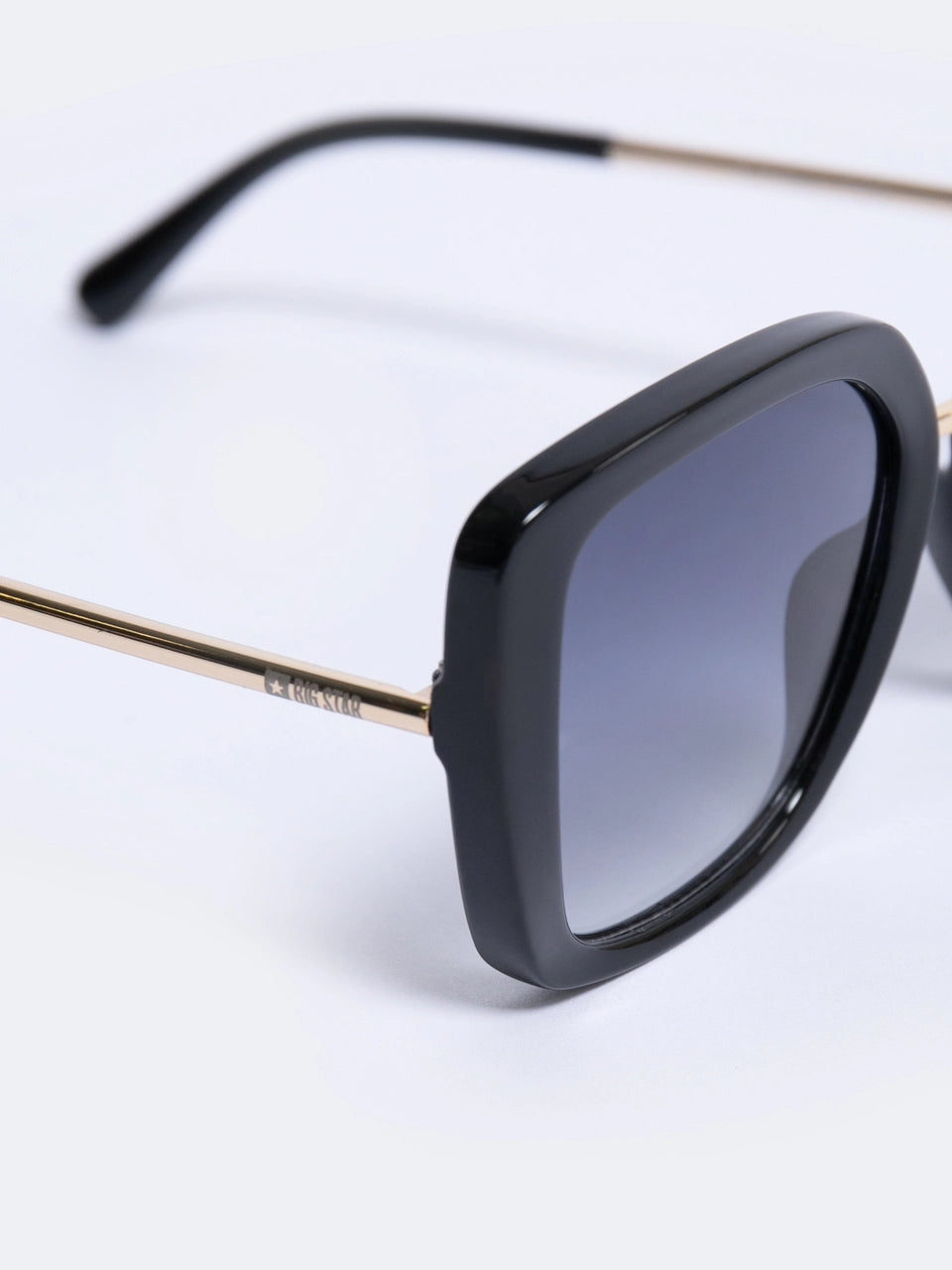 Fashionable Sunglasses | Black