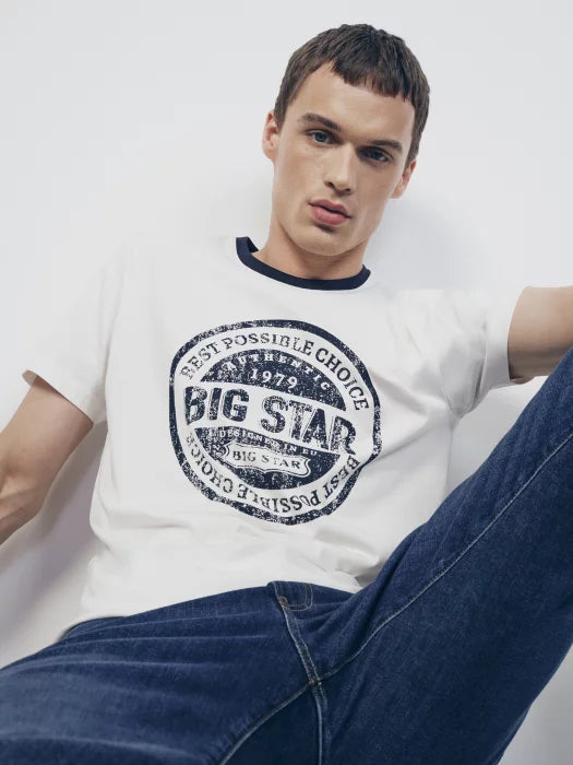 T-Shirt with Bold Vintage Print | White