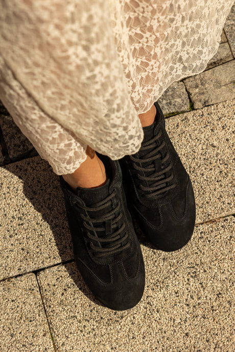 Sneakers | Black