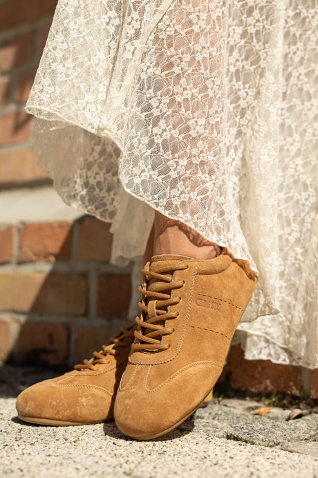 Sneakers | Camel