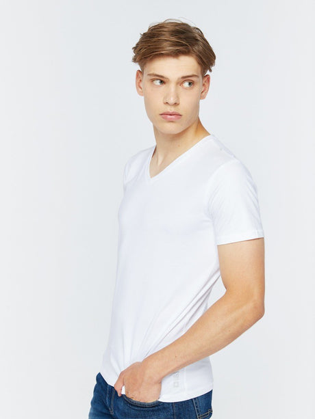 T.Shirt Basic Classic V.Neck | White