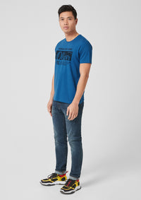 T.Shirt Basic with Label Print | Postcard Blue