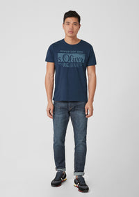 T.Shirt Basic with Label Print | Cherry