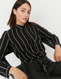Front Crop Shirt | Black